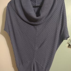 Womans short sleeve blue Crowl Neck‎ top Express size medium